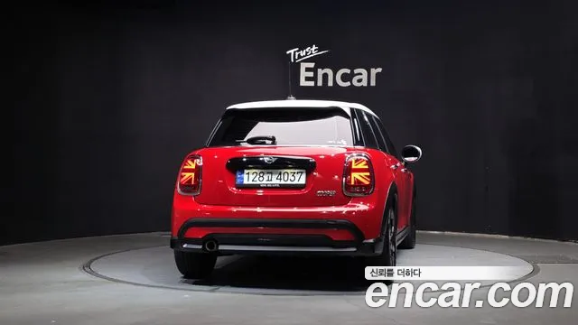 MINI Cooper — Фото автомобиля 4