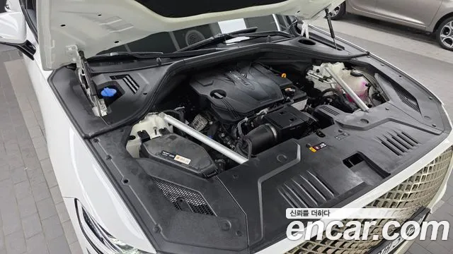 Genesis GV70 2.5T Бензин 2WD — Фото автомобиля 6