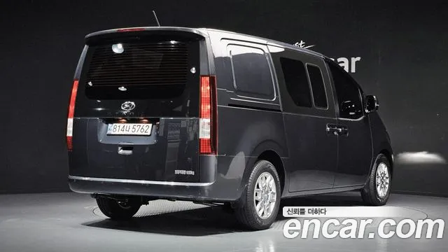 Hyundai Staria — Фото автомобиля 2