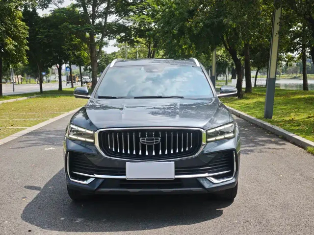 Фотография автомобиля — Geely Xingyue L