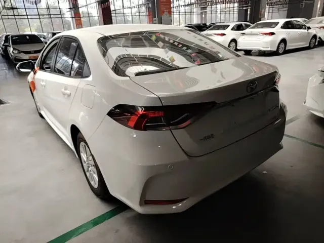 Toyota Corolla — Фото автомобиля 4