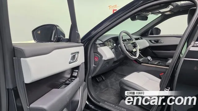 Land Rover Range Rover Velar — Фото автомобиля 10