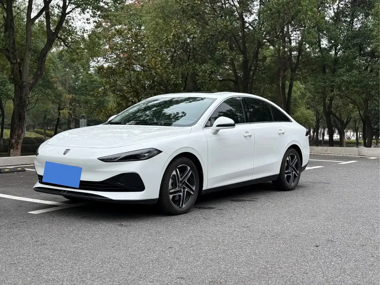 Фотография автомобиля — Roewe D7
