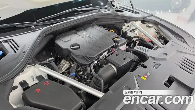 Genesis GV70 — Фото автомобиля 9