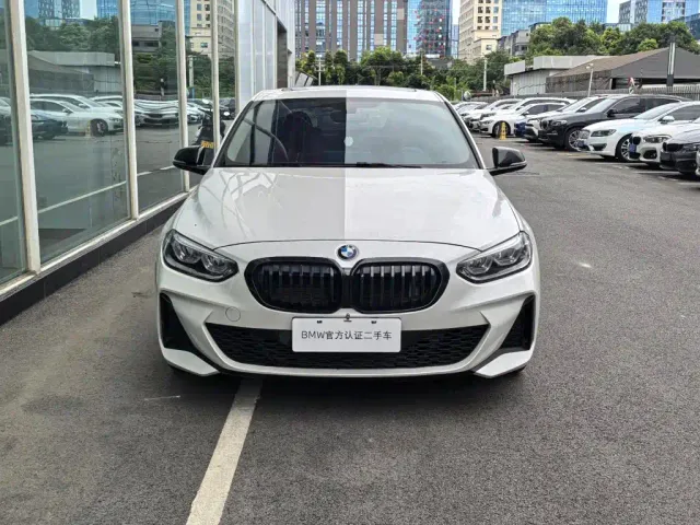 BMW 1 Series — Фото автомобиля 2