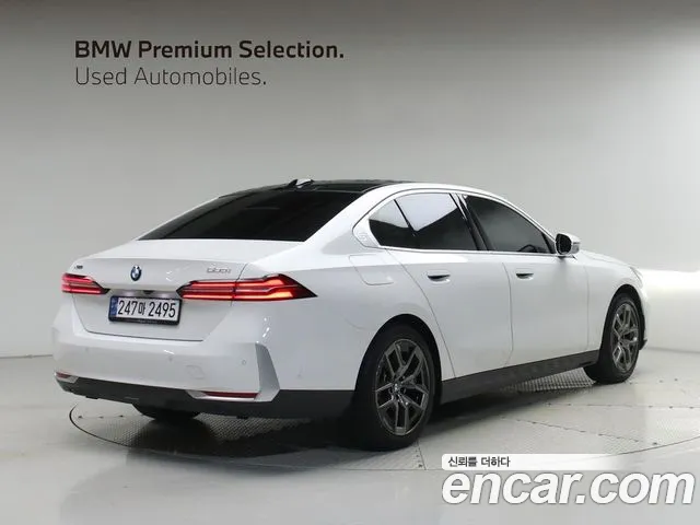 BMW 5-Series 5 серия (G60) — Фото автомобиля 4