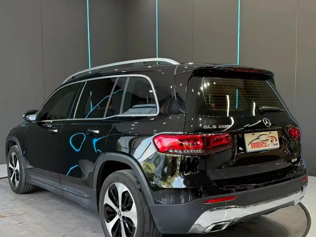 Mercedes-Benz GLB-Class — Фото автомобиля 8