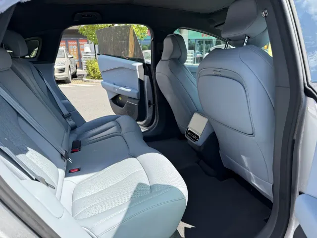 XPeng XPeng P7+ 2025 Extended Range — Фото автомобиля 13