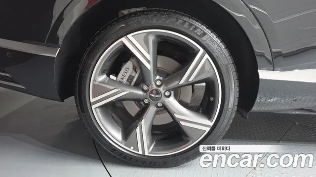 Genesis GV80 2.5T Бензин AWD — Фото автомобиля 5