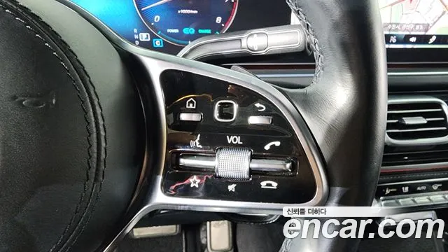 Mercedes-Benz GLS-Class — Фото автомобиля 14