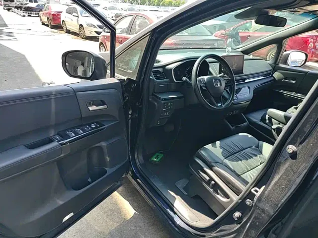 Honda Odyssey — Фото автомобиля 15
