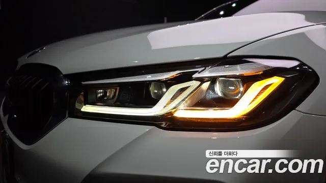 BMW 5-Series — Фото автомобиля 17