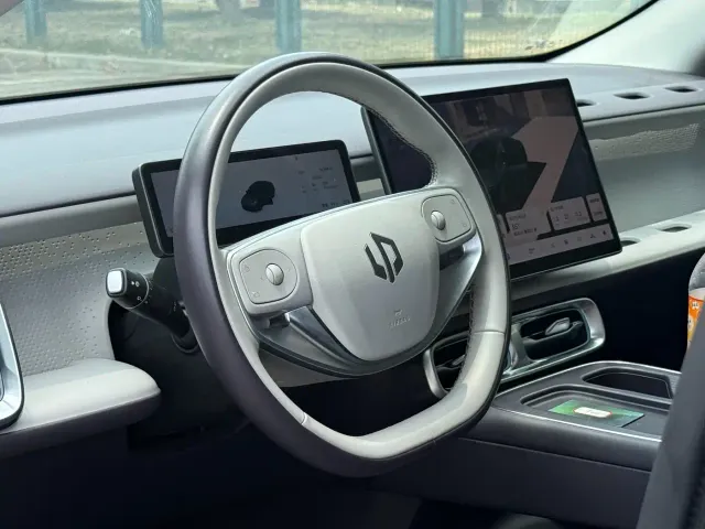 Leapmotor B01 — Фото автомобиля 9
