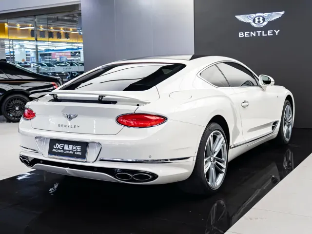 Bentley Continental — Фото автомобиля 13