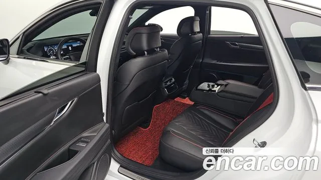 Genesis G80 Бензин 2.5 турбо AWD — Фото автомобиля 12