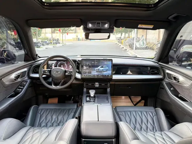 GAC Trumpchi GS8 — Фото автомобиля 20