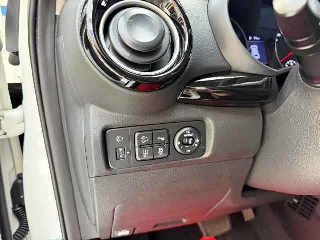 Kia KX1 — Фото автомобиля 5