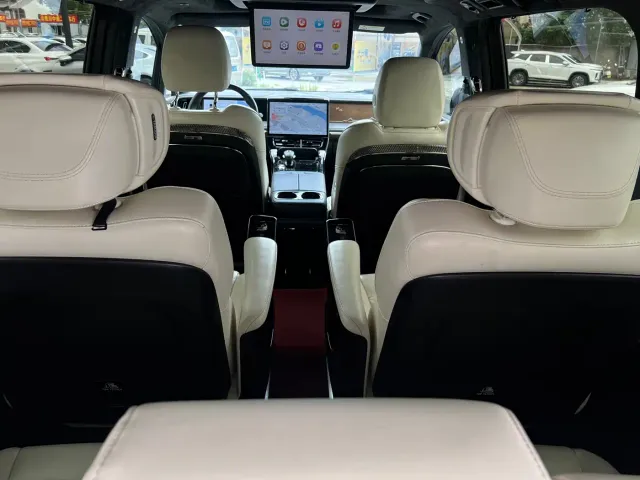 GAC Trumpchi M8 — Фото автомобиля 29