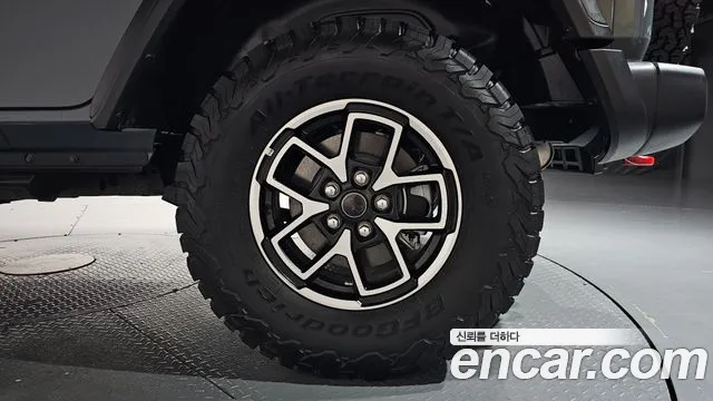 Jeep Wrangler JL — Фото автомобиля 20