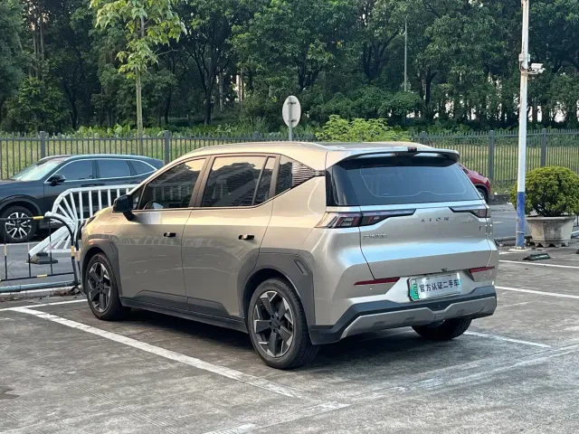 GAC Aion Y — Фото автомобиля 19