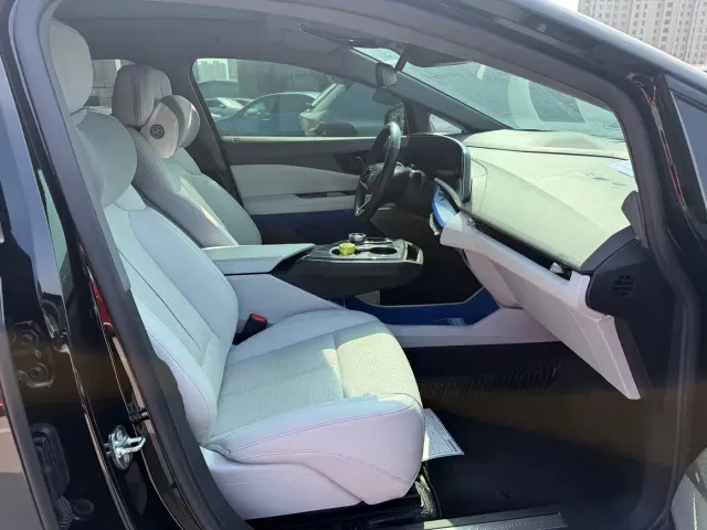 Cadillac Optiq — Фото автомобиля 10
