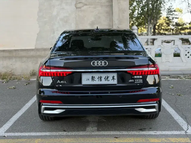 Audi A6L — Фото автомобиля 19