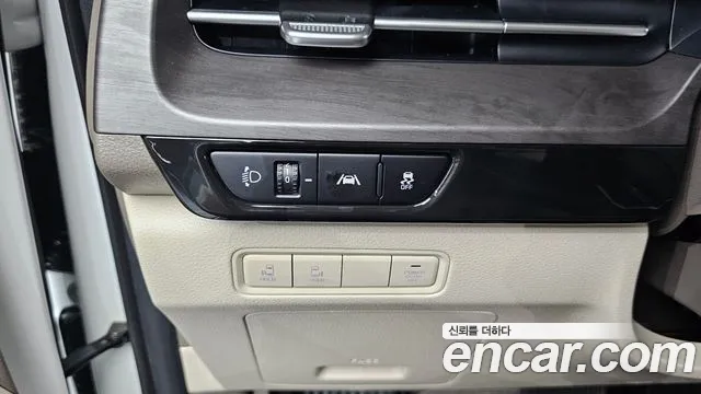 Kia Canival Carnival 4 поколение Бензин 9 мест Prestige — Фото автомобиля 29