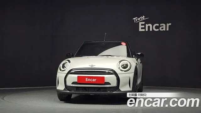 Mini Cooper Convertible — Фото автомобиля 3