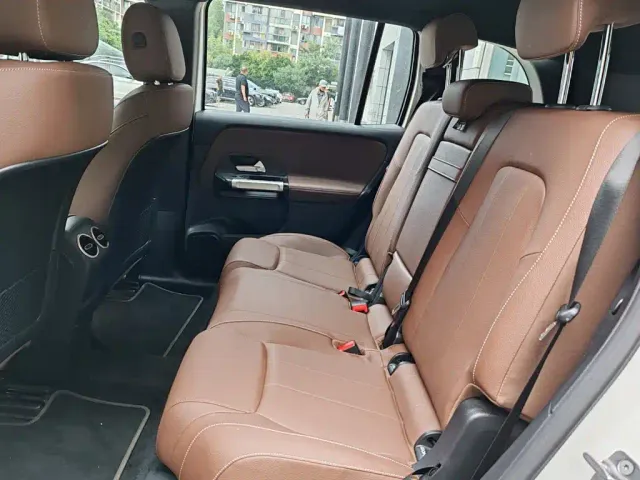 Mercedes-Benz EQB — Фото автомобиля 15