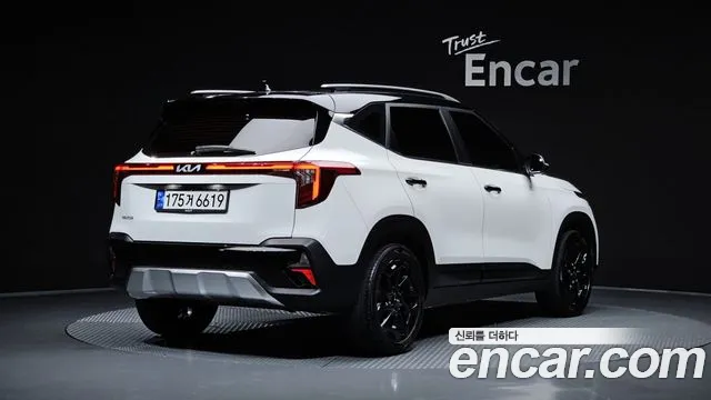 Kia Seltos — Фото автомобиля 2