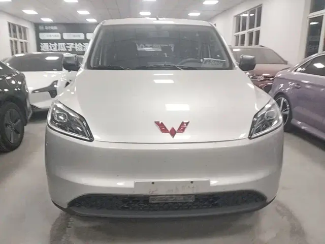 Wuling Hongguang — Фото автомобиля 2