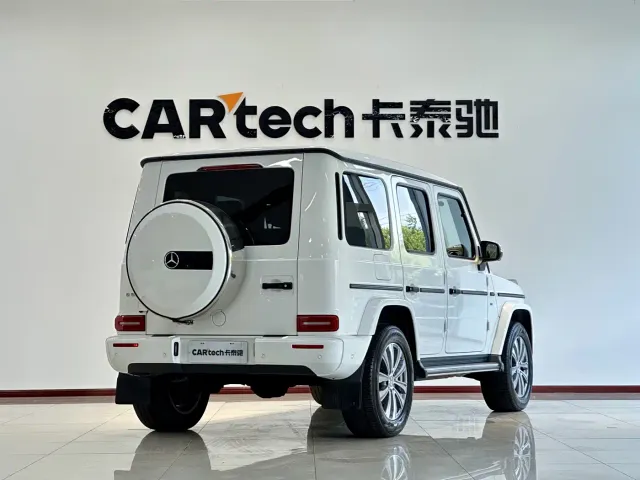 Mercedes-Benz G-Class — Фото автомобиля 17