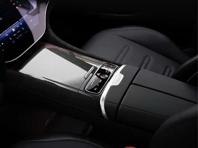 Mercedes-Benz EQE AMG — Фото автомобиля 13