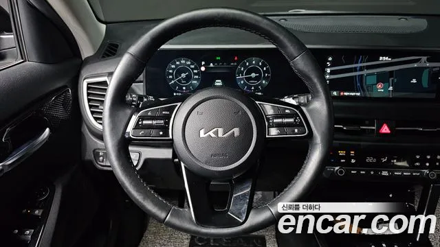 Kia Seltos — Фото автомобиля 14