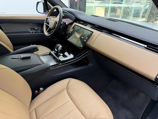 Land Rover Range Rover Sport — Фото автомобиля 20