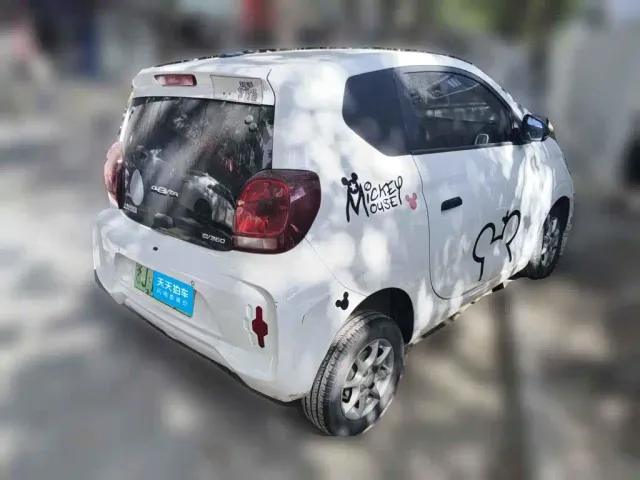 Roewe Clever — Фото автомобиля 5