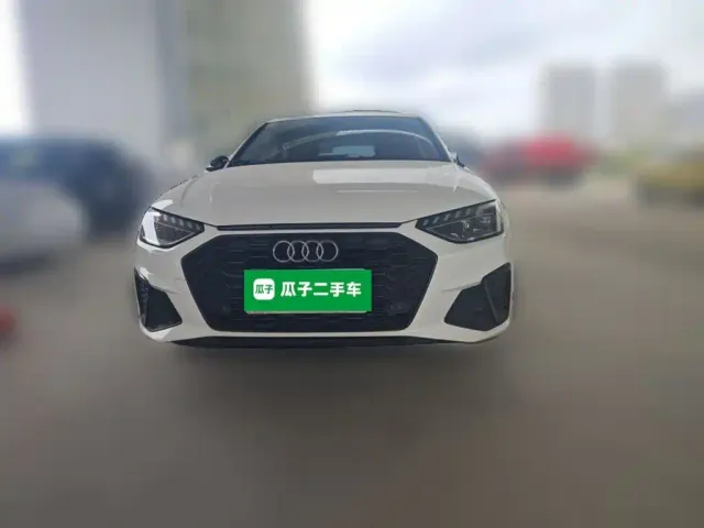 Audi A4L — Фото автомобиля 2