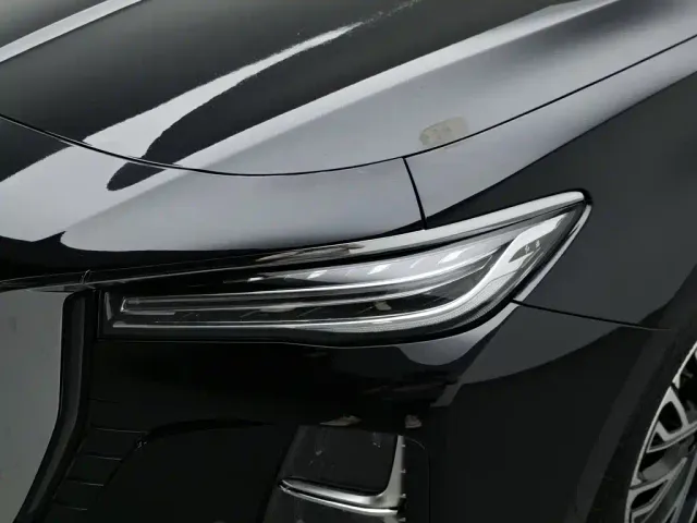 Hongqi H5 — Фото автомобиля 7