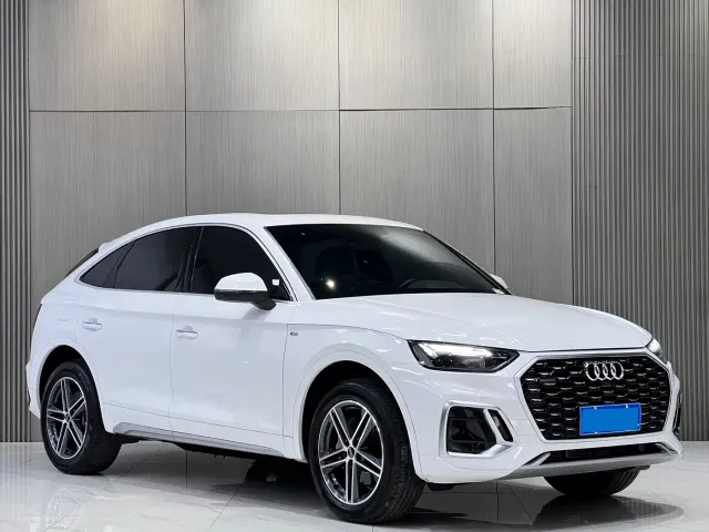 Audi Q5L Sportback — Фото автомобиля 3