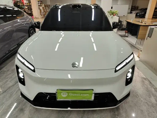 Nio ES6 — Фото автомобиля 2