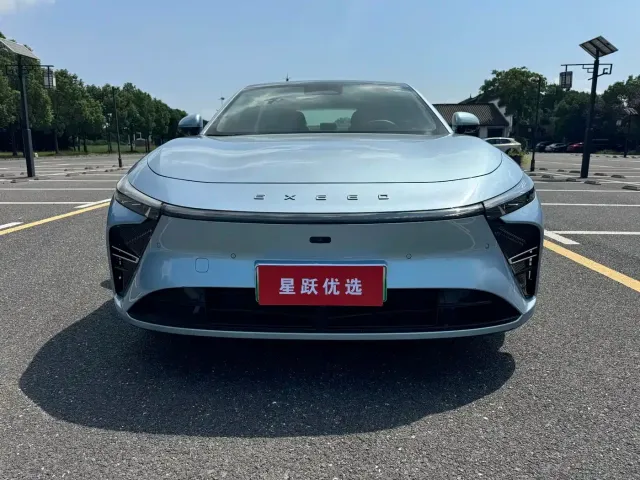 Exeed Exlantix ES 2024 Max Long Range Version — Фото автомобиля 2