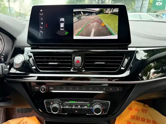 BMW 1 Series — Фото автомобиля 10