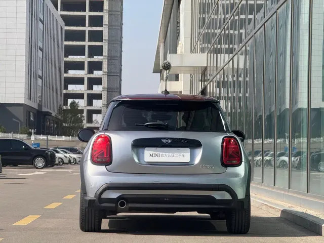 MINI Hatch — Фото автомобиля 16