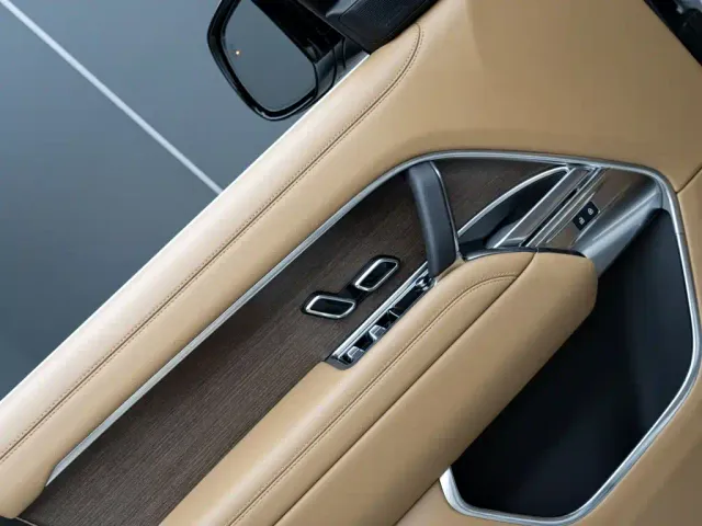 Land Rover Range Rover — Фото автомобиля 8