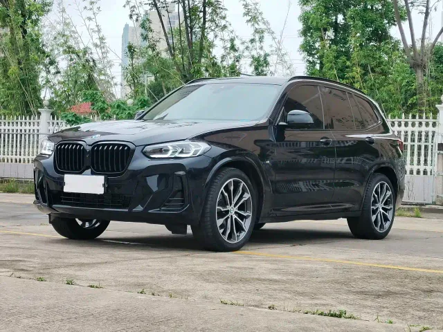 Фотография автомобиля — BMW X3