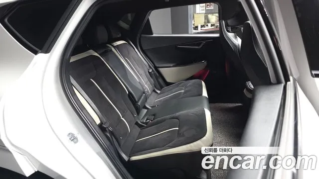 Kia EV6 — Фото автомобиля 18