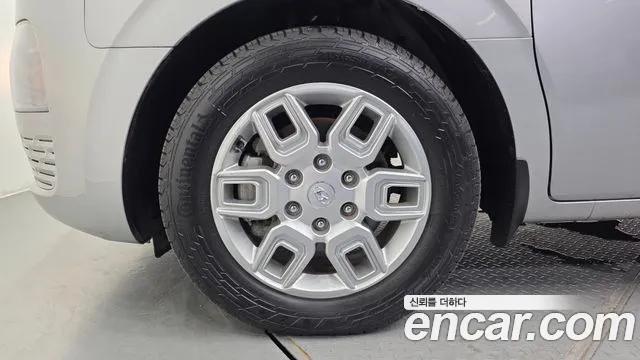 Hyundai Staria Staria Карго 5 мест — Фото автомобиля 2