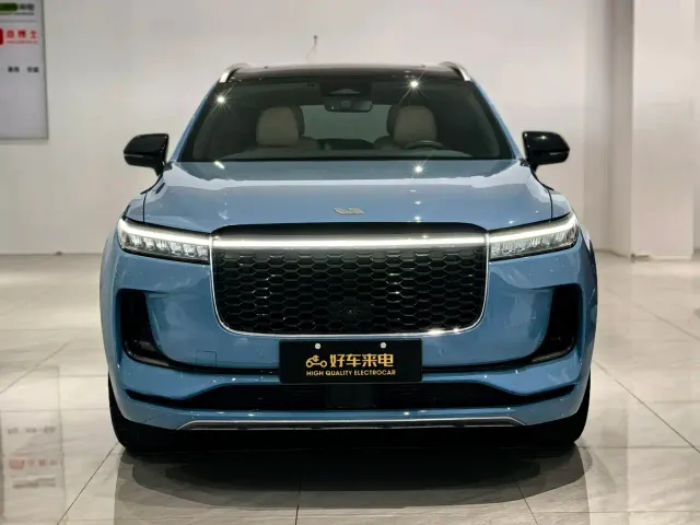 Li Auto ONE — Фото автомобиля 2