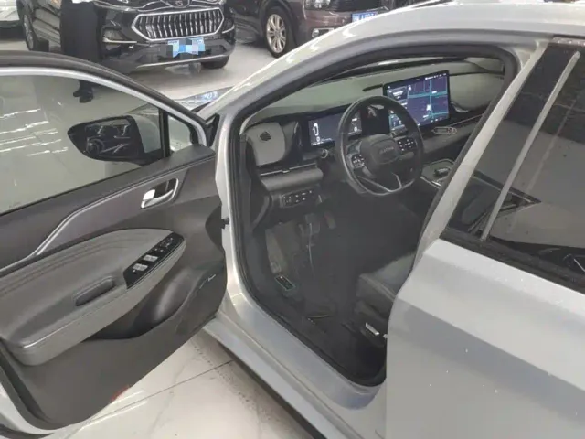 Aion AION S Plus 2022 80 Tech Edition — Фото автомобиля 15