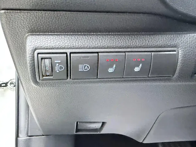 Toyota Corolla — Фото автомобиля 11